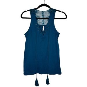 Preowned lace up V-neck and green/blue flowing tank top